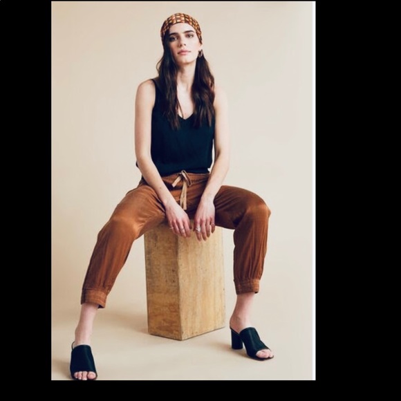 NWT SOLD OUT Sm BELLA Dahl ‘Easy Jogger’ iN Copper - Picture 2 of 6